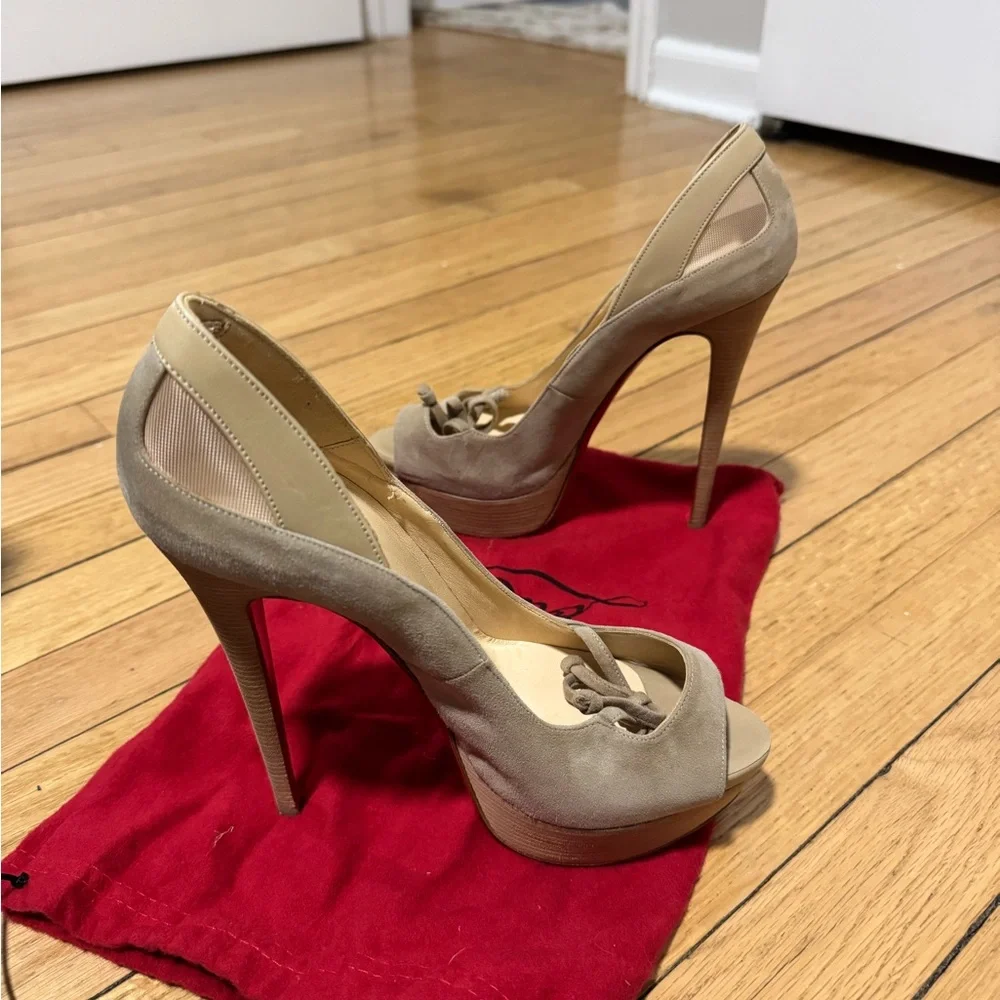 Christian Louboutin Women's Tan Peep-Toe Heels - Picture 2 of 6